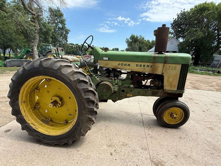 1959-john-deere-730-image-6