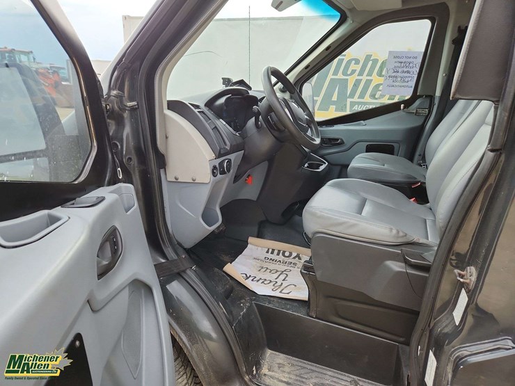 2015-ford-transit-image-8