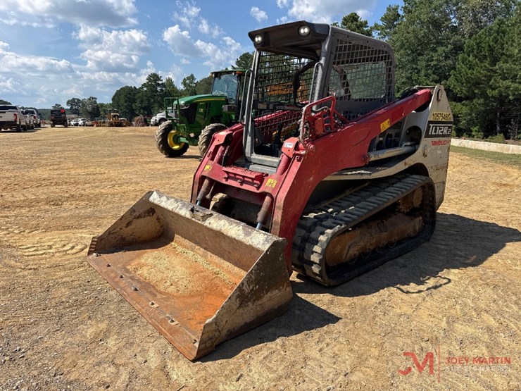 2017-takeuchi-tl12r2-image-6
