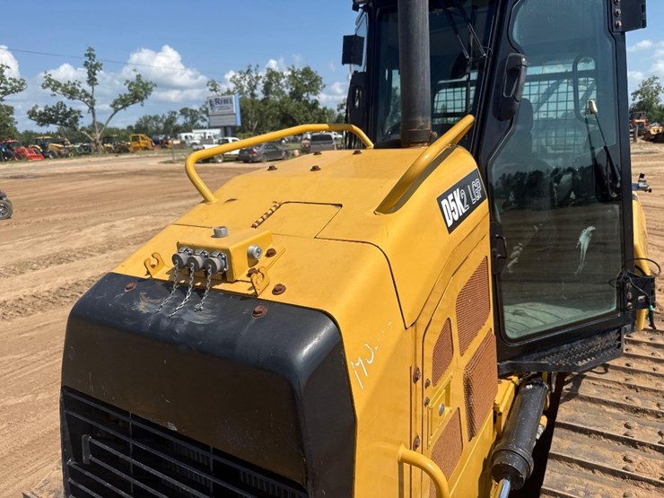 2016-caterpillar-d5k2-lgp-image-12