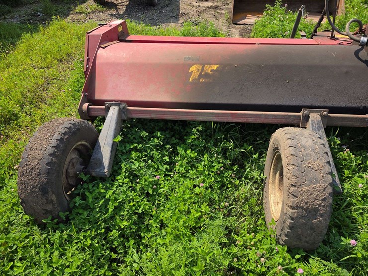 blazer-1500-stalk-chopper,-6-row-22”-(15’),-1000-pto,-4-rear-assist-wheels,-15”-tires-on-6-bolt-rims-image-11