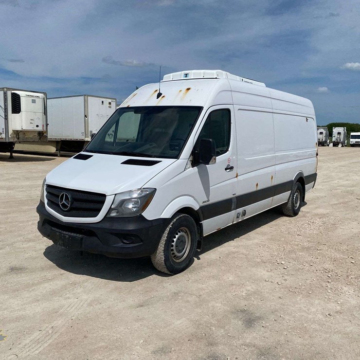 2016 MERCEDES-BENZ SPRINTER 2500