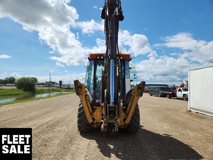 2013-deere-410k-image-15