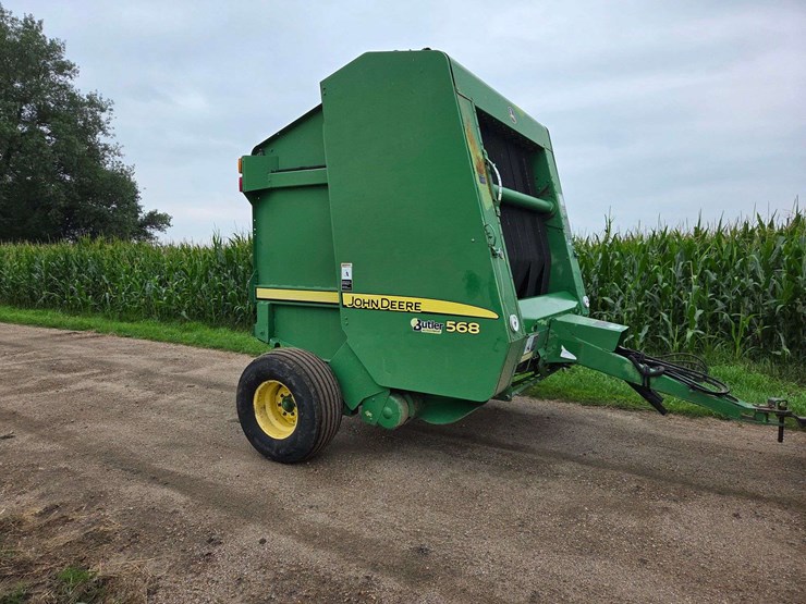 2007-john-deere-568-image-1
