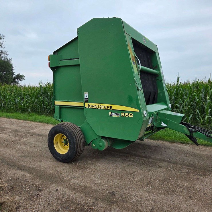 2007 JOHN DEERE 568