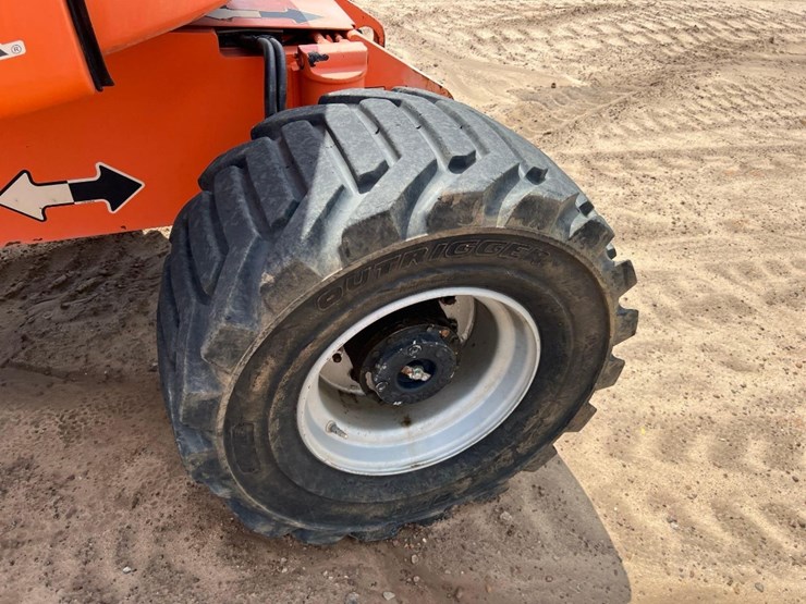2008-jlg-450aj-image-12