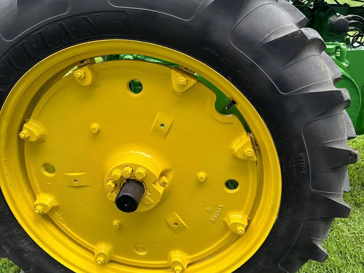 john-deere-60-image-11