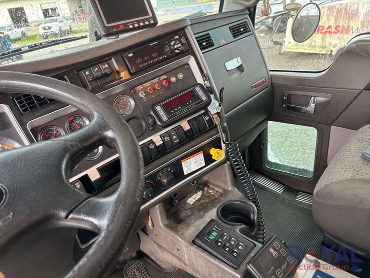 2015-kenworth-t400-image-15