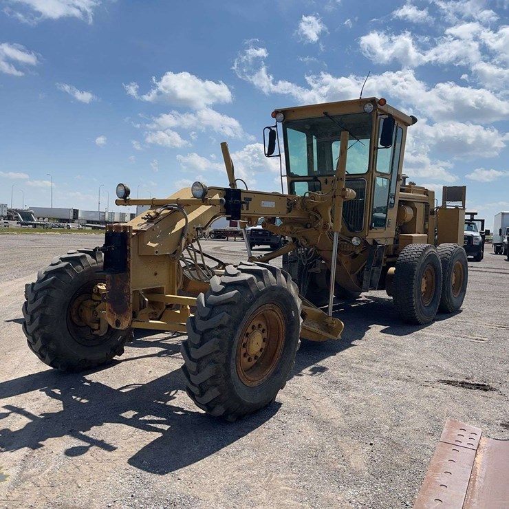 1989 CATERPILLAR 140G
