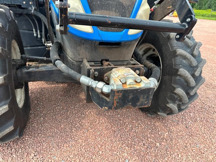 2017-new-holland-t5.110-image-37