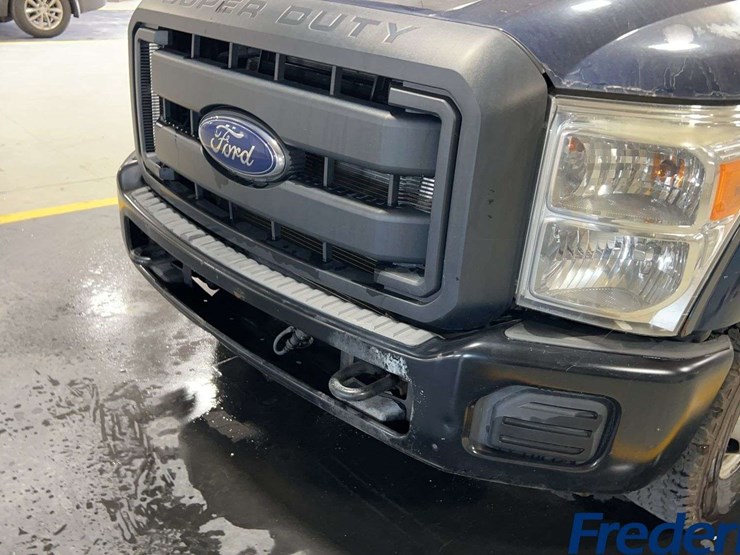 2014-ford-f350-image-34