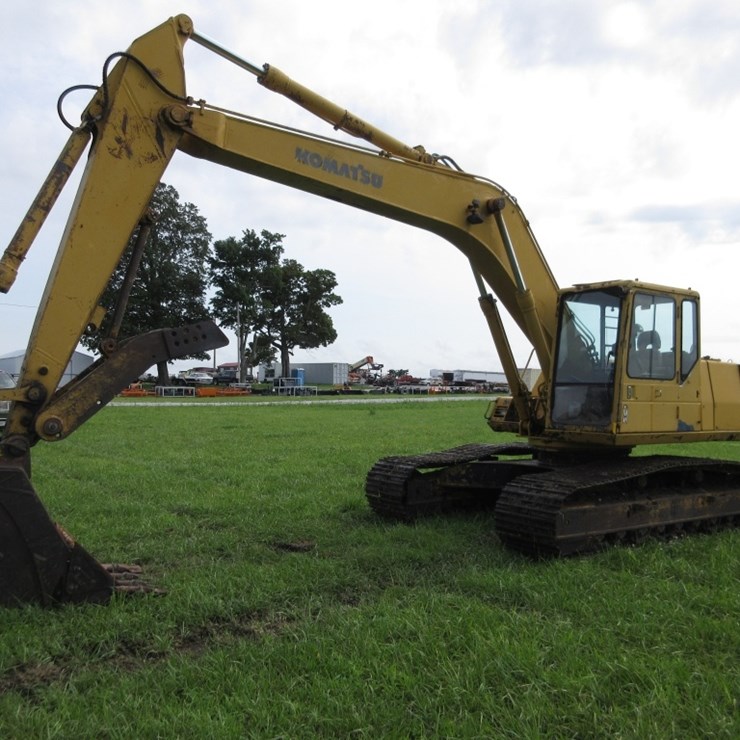 KOMATSU PC200 LC