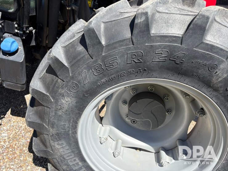 2016-massey-ferguson-4710-image-9