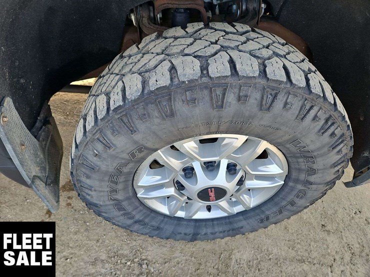 2020-gmc-sierra-2500hd-image-27