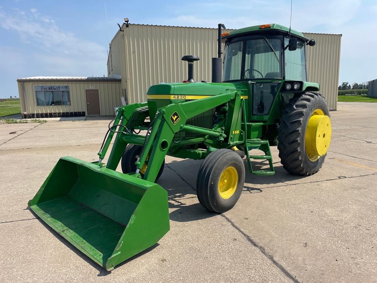 john-deere-4230-image-1