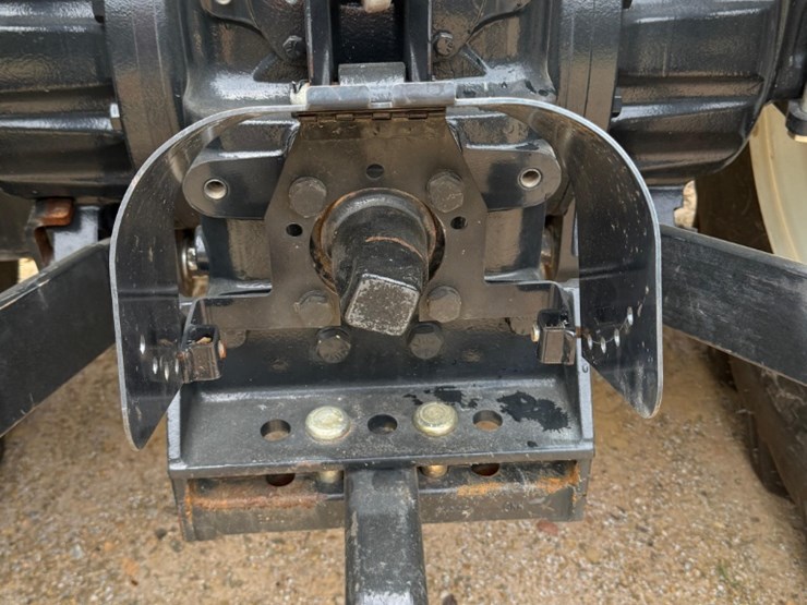 new-holland-ts6.110-image-15