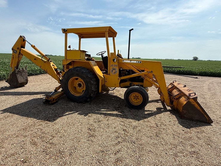 john-deere-310d-image-6