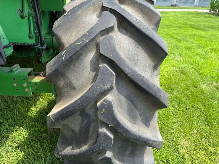 2007-john-deere-9770-sts-image-38