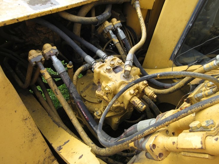 komatsu-pc200-lc-image-14