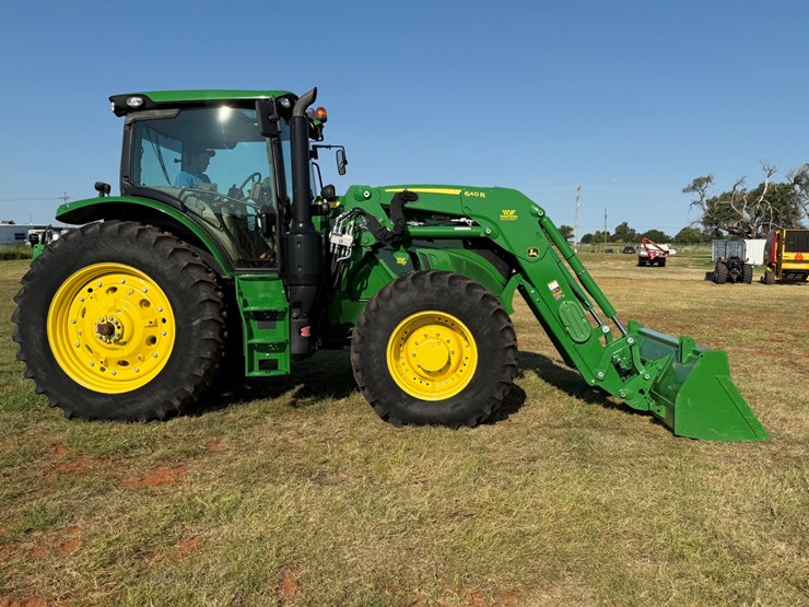 john-deere-6155r-image-2