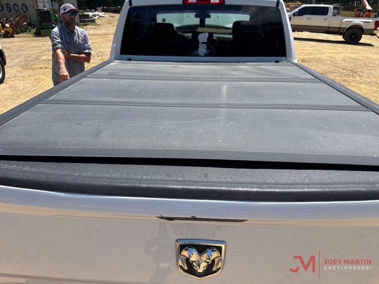 2019-dodge-ram-1500-image-13