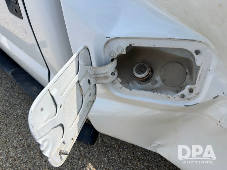 2011-ford-f250-image-46