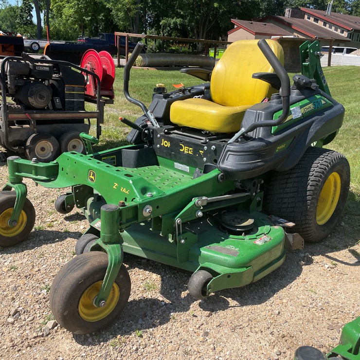 2022 JOHN DEERE LA