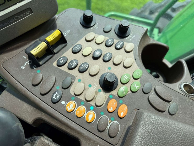 2007-john-deere-9770-sts-image-55