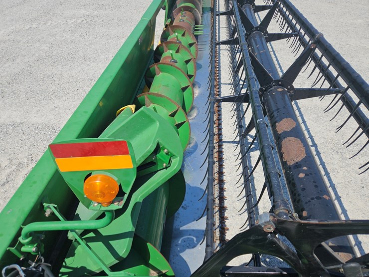 2004-john-deere-630f-image-3