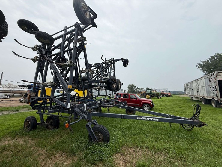 flexicoil-60’-anhydrous-applicator,-fold-up-wings,-sn:-103813-image-5