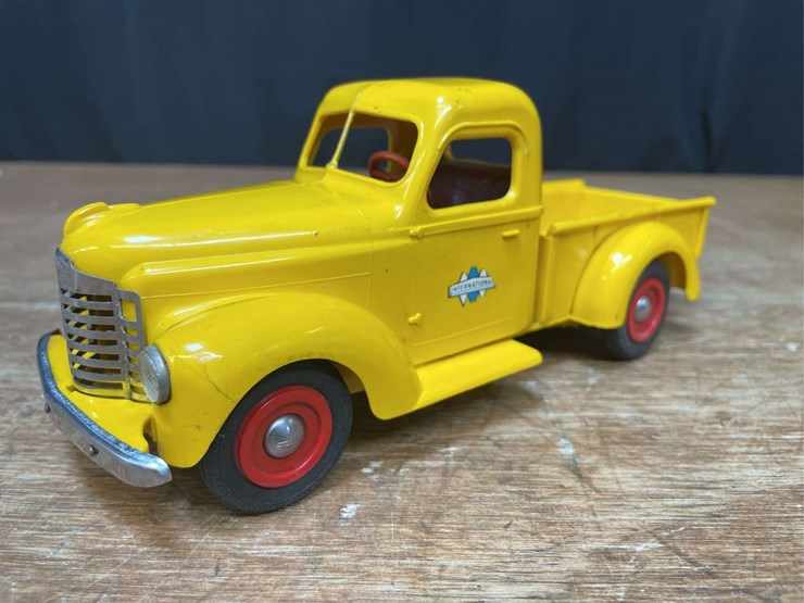 international-pickup-product-miniature-image-1