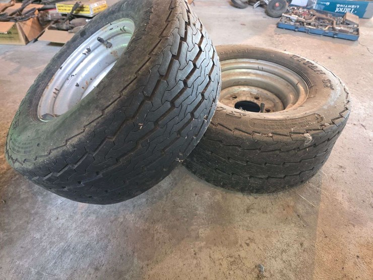 (2)-20.5x8.0-10-titan-tires-on-5-bolt-rims,-buying-both-for-one-money-image-2