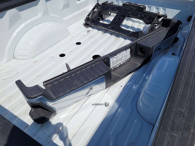 2025-ford-truck-bed-image-6