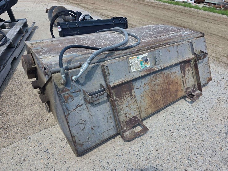 skid-loader-72”-steel-bristle-sweeper-with-flat-faced-couplers,-sn:-435401287-image-8