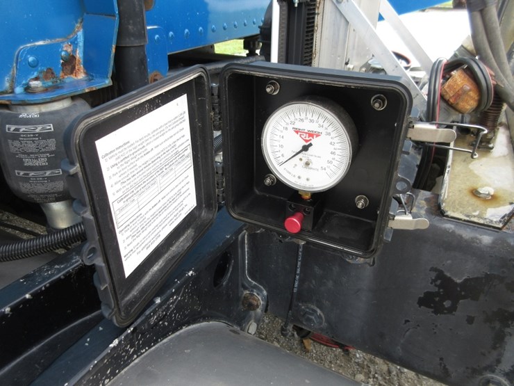 1994-peterbilt-379-image-8