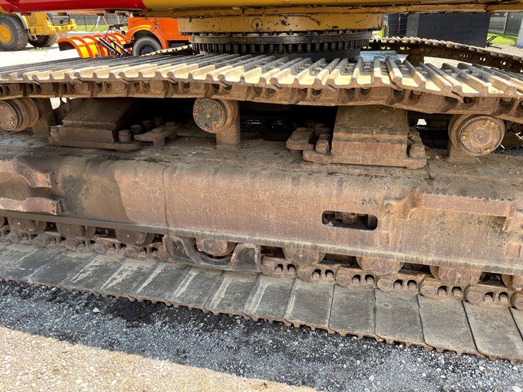 caterpillar-345c-image-12
