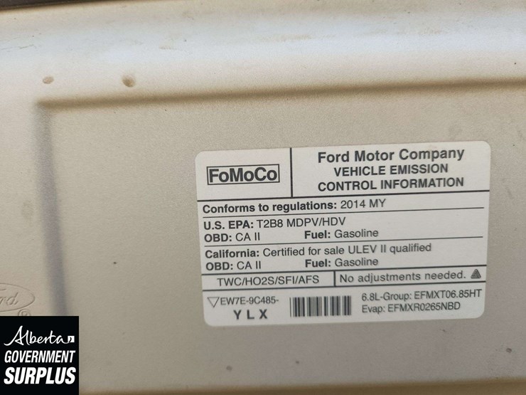 2014-ford-cargo-image-13