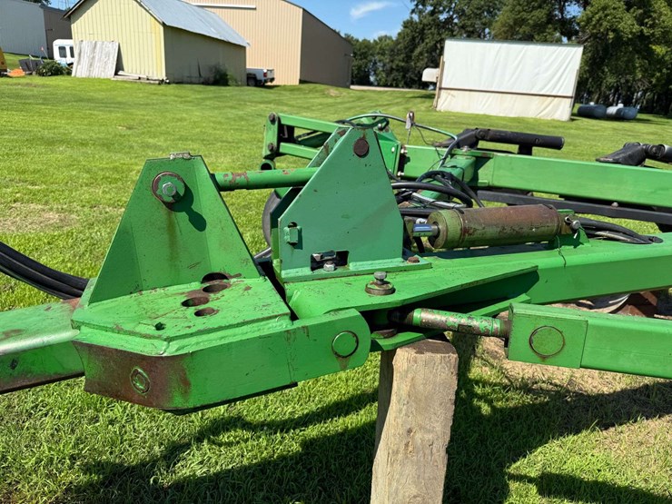 john-deere-3710-image-27