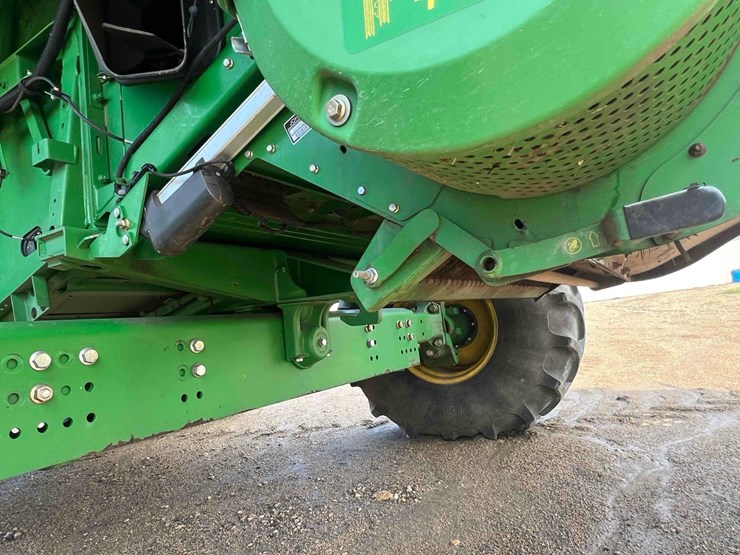 2021-john-deere-s680-image-17