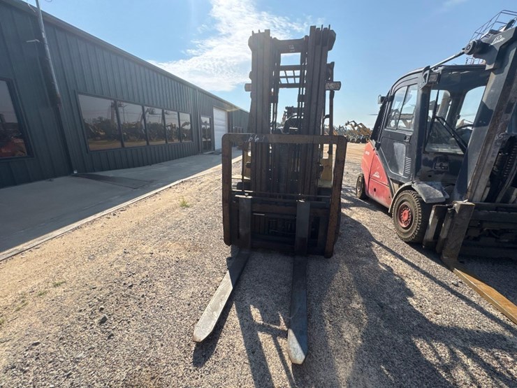 caterpillar-gp30-image-7