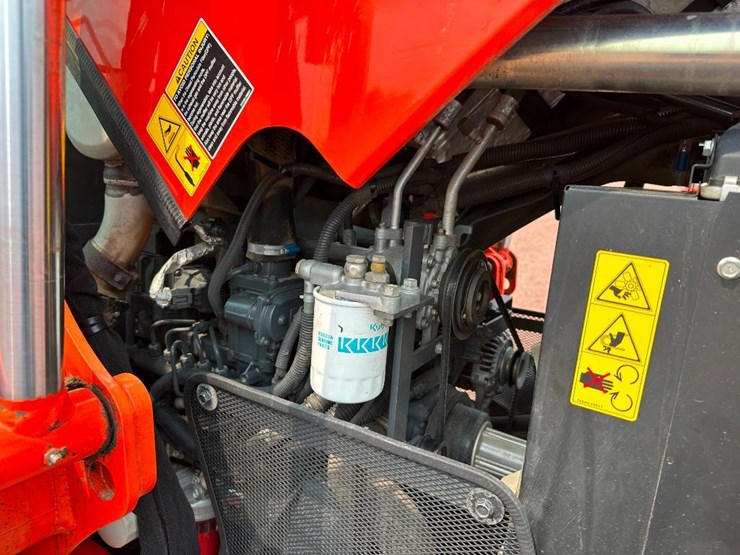 2015-kubota-m110gx-image-47