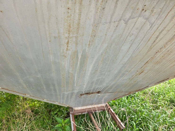 (2)-lowry-30-ton-bulk-bins,-loading-is-available-image-11