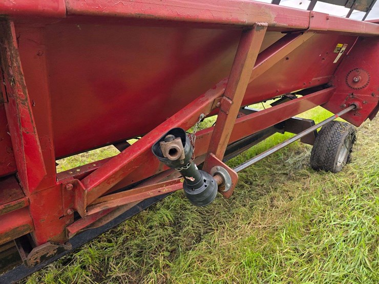 case-ih-1083-image-30