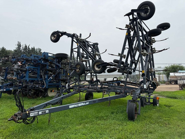 flexicoil-60’-anhydrous-applicator,-fold-up-wings,-sn:-103813-image-1