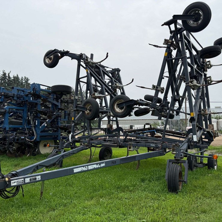 FlexiCoil 60’ Anhydrous Applicator, Fold up Wings, SN: 103813