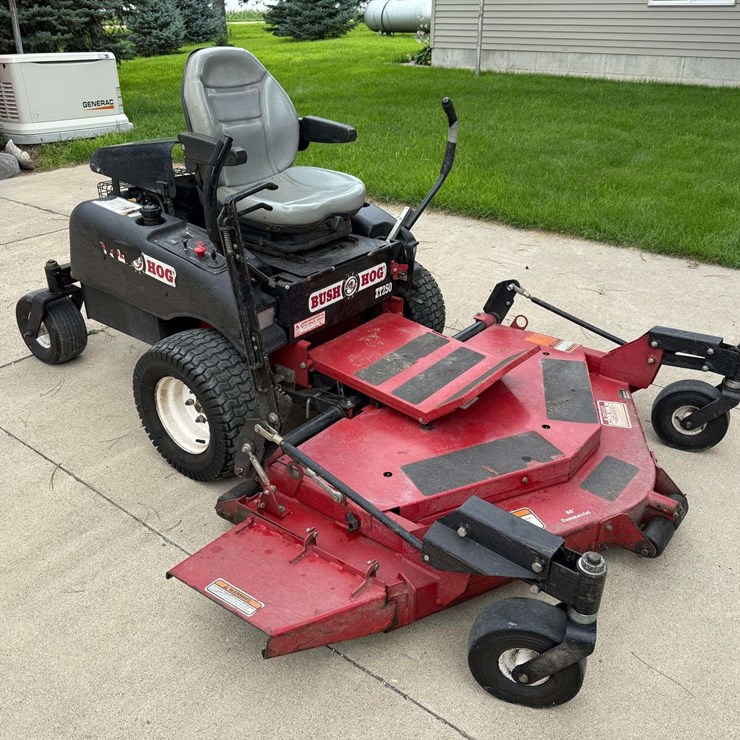 2003 BUSH HOG ZT250
