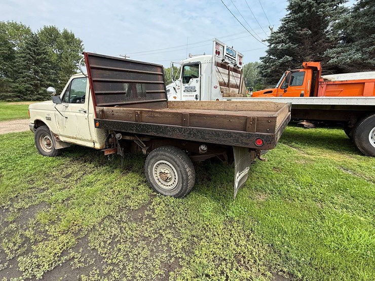 1988-ford-f250-image-9