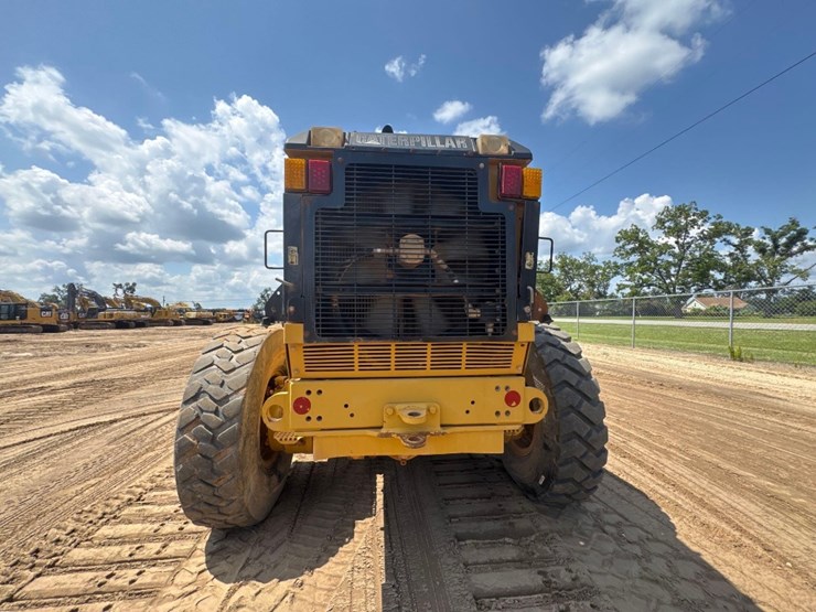 caterpillar-140m-vhp-image-7