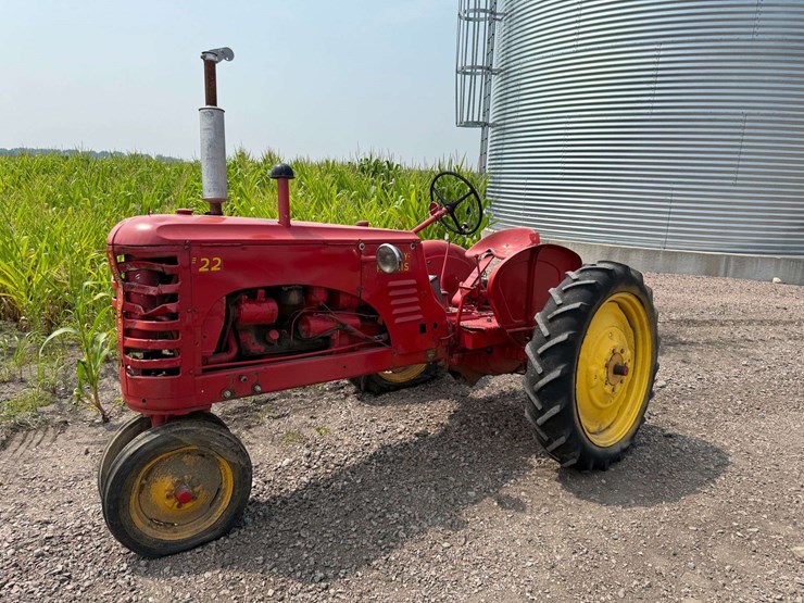 massey-ferguson-22-image-2