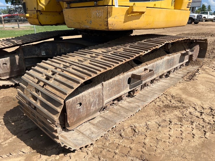 2017-komatsu-pc228us-lc-10-image-9